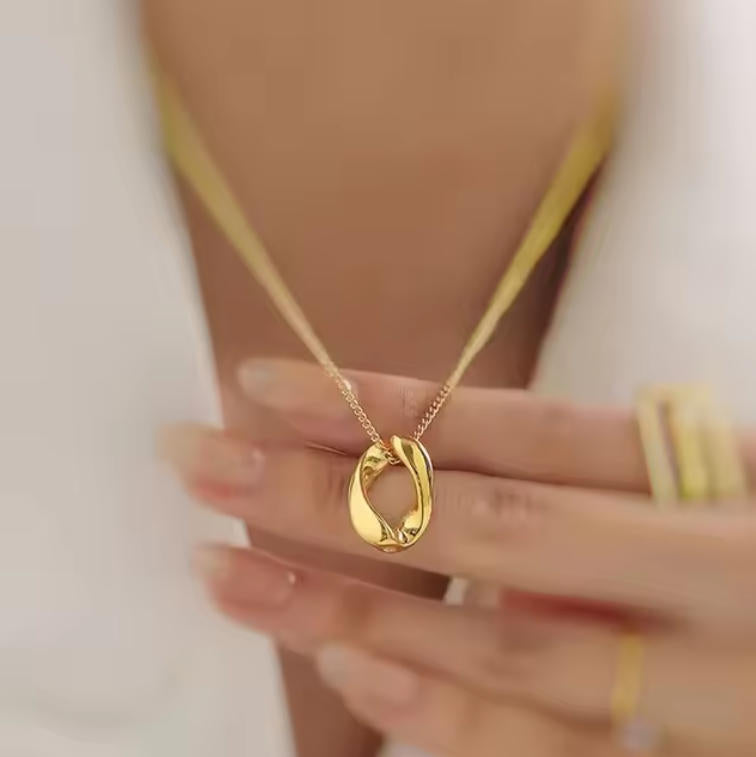 Organic Oval Ring Pendant - Minimalist Geometric Chain for Women - Unique Gift Jewelry | AURUM WAVE