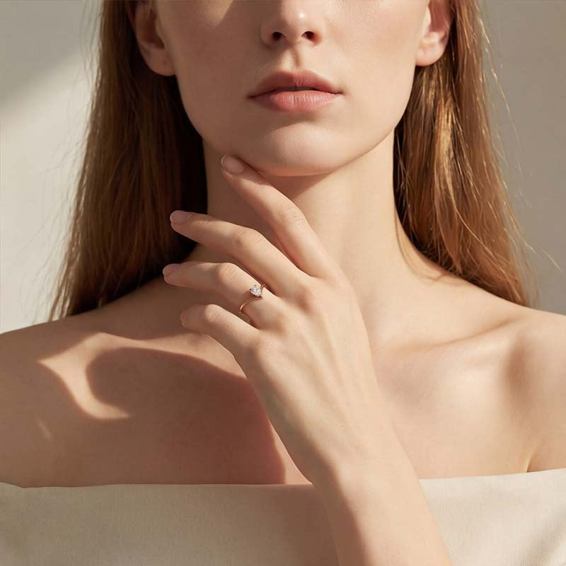V-Shape Zircon Droplet Ring - Sparkling Geometric Statement Ring for Women - Party Wedding Jewelry | AURUM WAVE